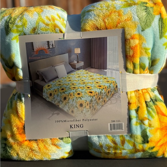 New King size Flannel Blanket super soft thick cozy sunflower pattern - Picture 2 of 4